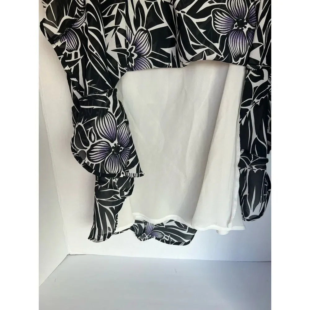 Laura Scott gently used